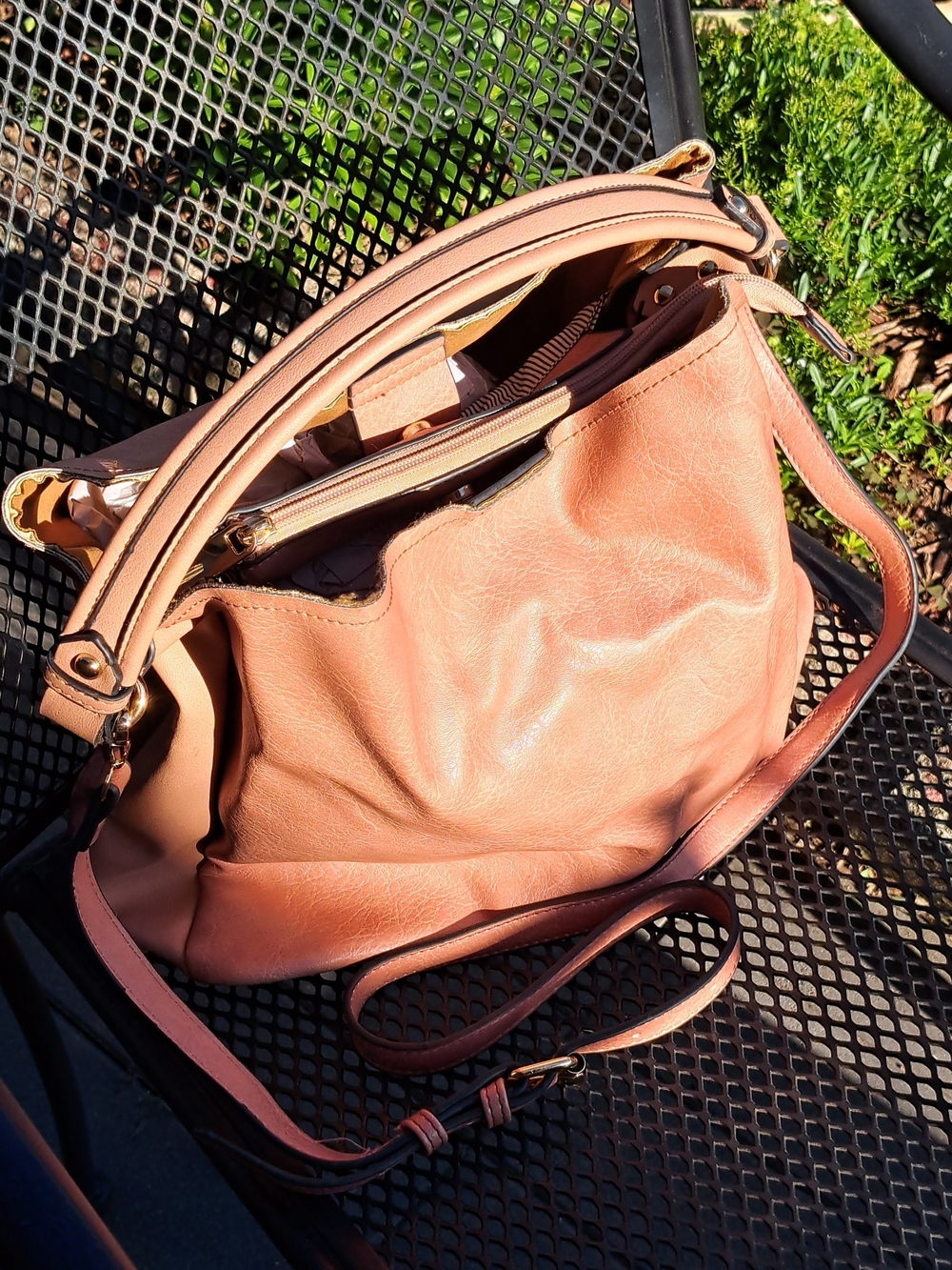Dusty Pink Hobo Bag Like New Used Once Lots Of Space